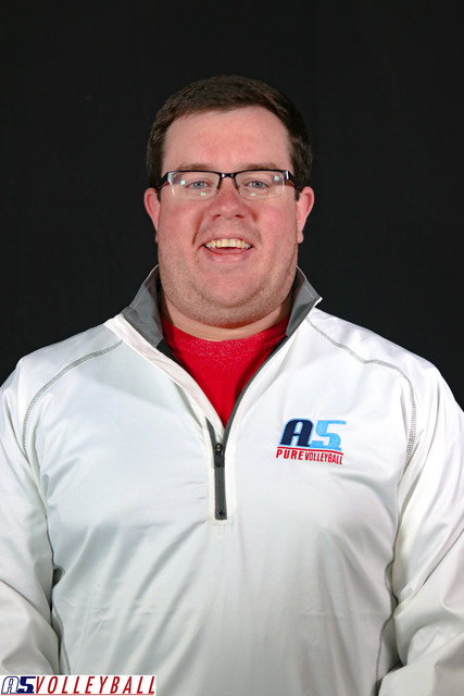 Assistant coach John Mark Boes